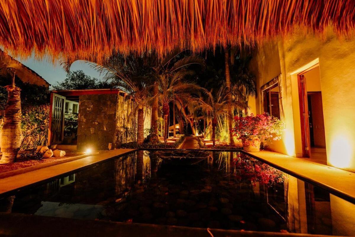 Dream Villa With Private Beach And Catering Zihuatanejo Ngoại thất bức ảnh
